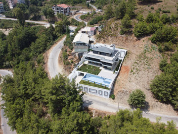 Exterior 10