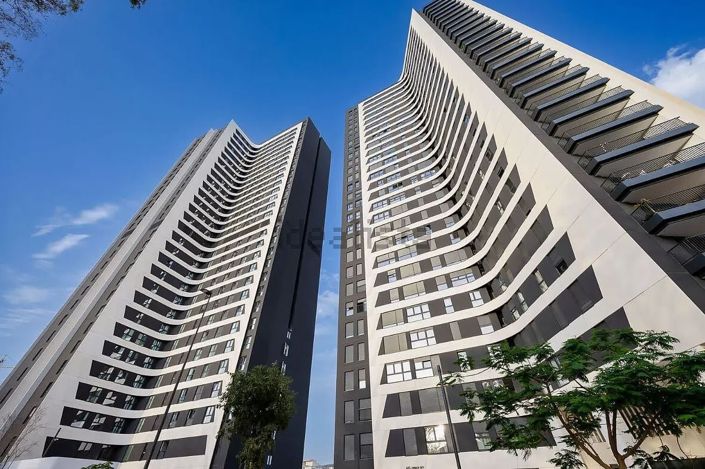 Image No.1-4 Bed Apartment for sale