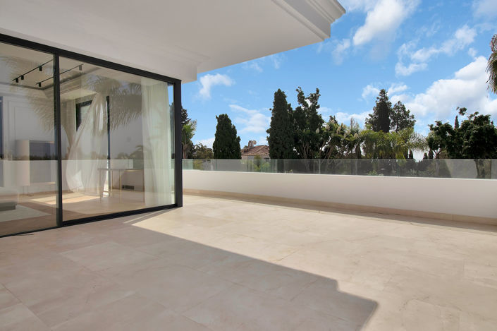 Image No.12-5 Bed House/Villa for sale