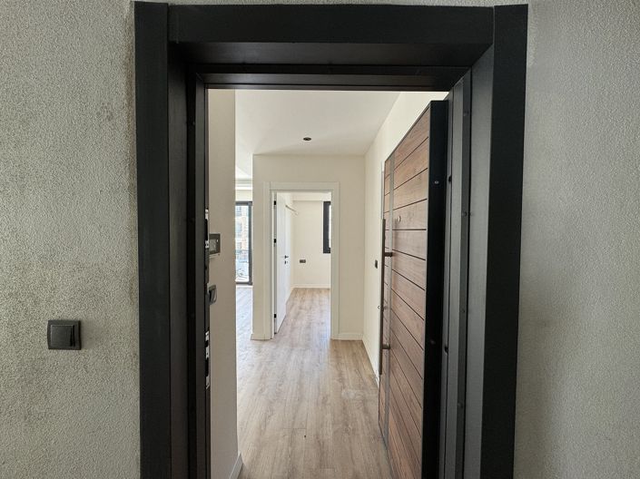 Image No.18-2 Bed Apartment for sale