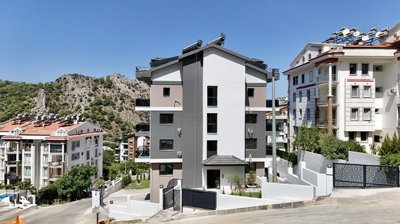 Exterior 4