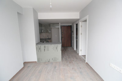 Interior 5