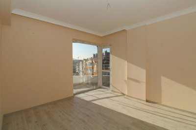 Interior 7