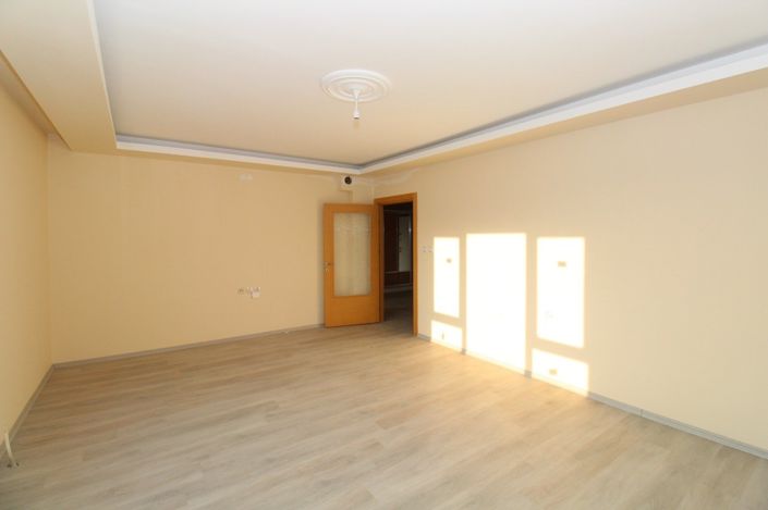 Image No.5-4 Bed Apartment for sale
