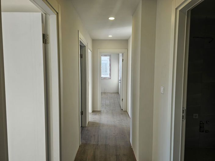 Image No.12-3 Bed Apartment for sale