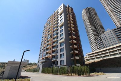 Exterior 4