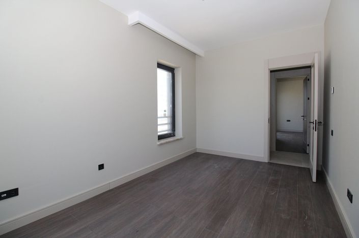 Image No.26-3 Bed Apartment for sale