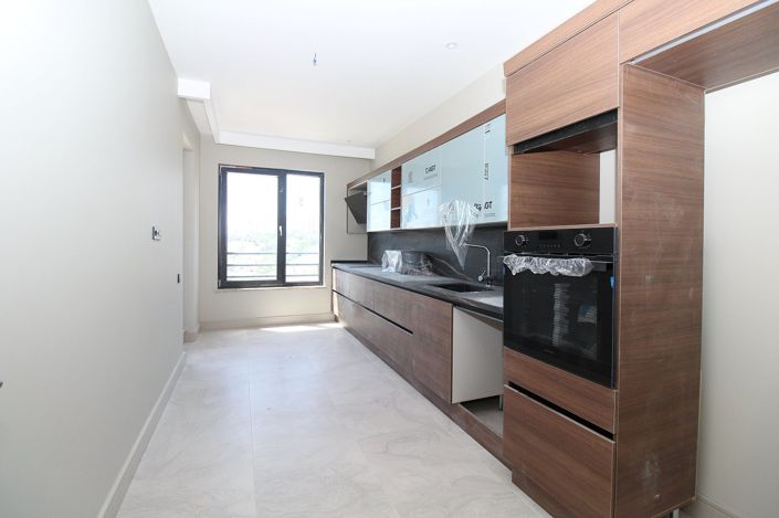 Image No.21-3 Bed Apartment for sale