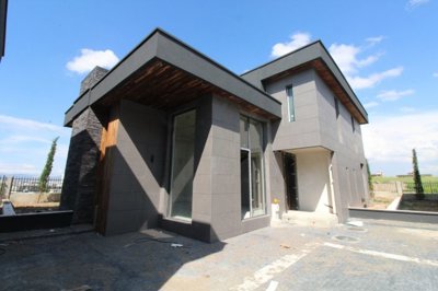 Exterior 2