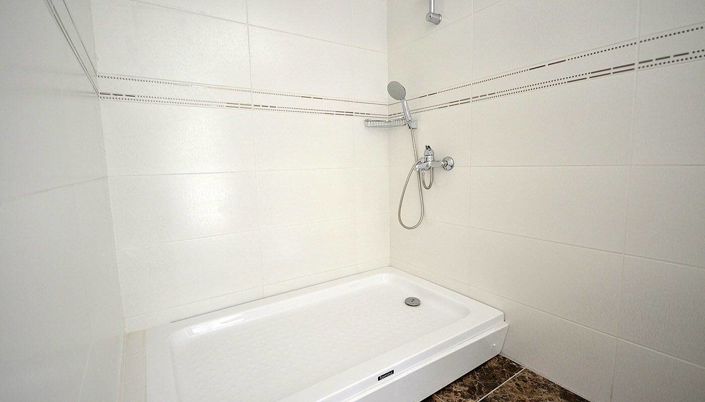 Image No.25-3 Bed Apartment for sale