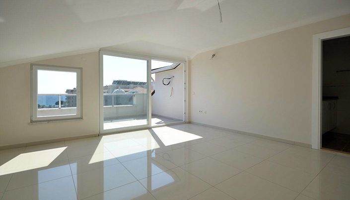 Image No.21-4 Bed Apartment for sale