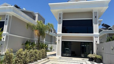 Exterior 1
