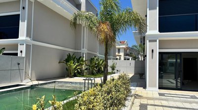 Exterior 4