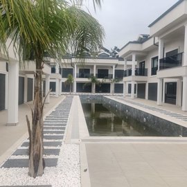 Exterior 5