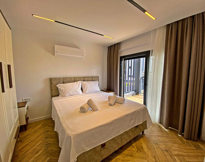 Image No.18-4 Bed House/Villa for sale