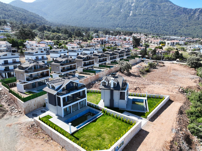 Image No.3-4 Bed House/Villa for sale