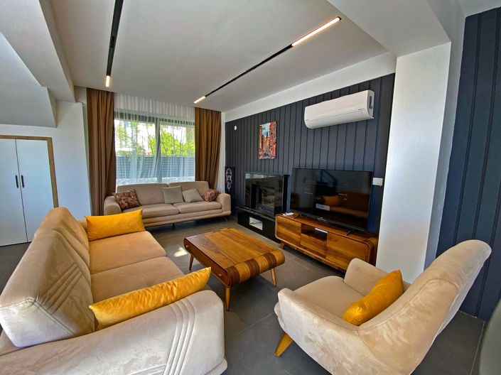 Image No.8-4 Bed House/Villa for sale