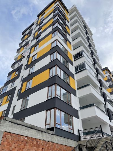 Image No.3-3 Bed Apartment for sale