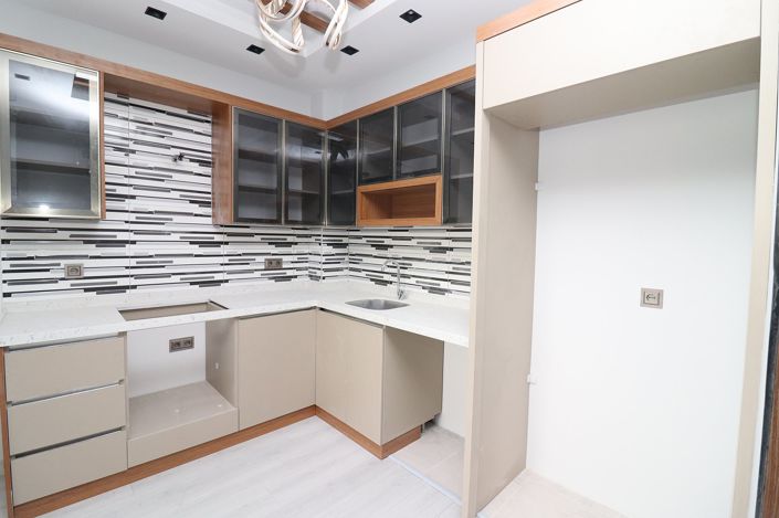 Image No.14-2 Bed Apartment for sale