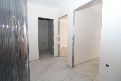 Interior 7