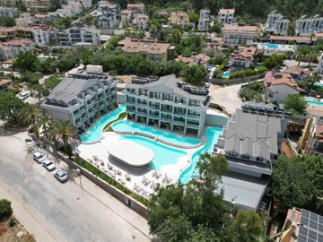 Exterior 3