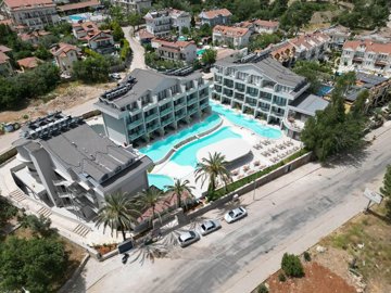 Exterior 6