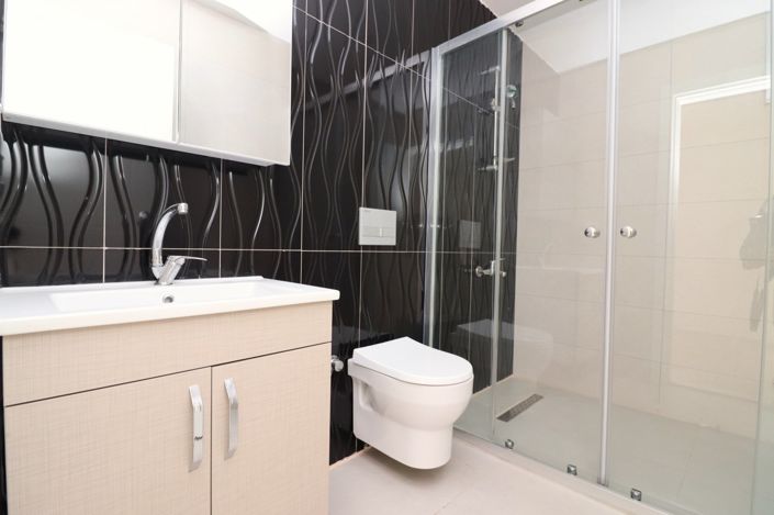 Image No.17-4 Bed Apartment for sale