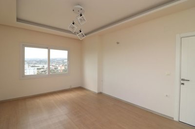 Interior 3