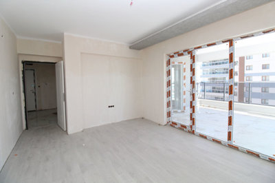 Interior 10