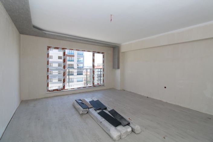 Image No.7-4 Bed Apartment for sale