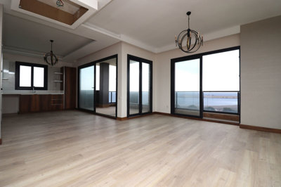 Interior 2