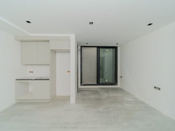 Interior 7