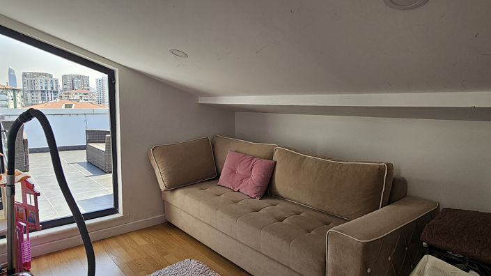 Image No.31-5 Bed Apartment for sale