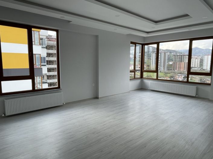 Image No.9-4 Bed Apartment for sale