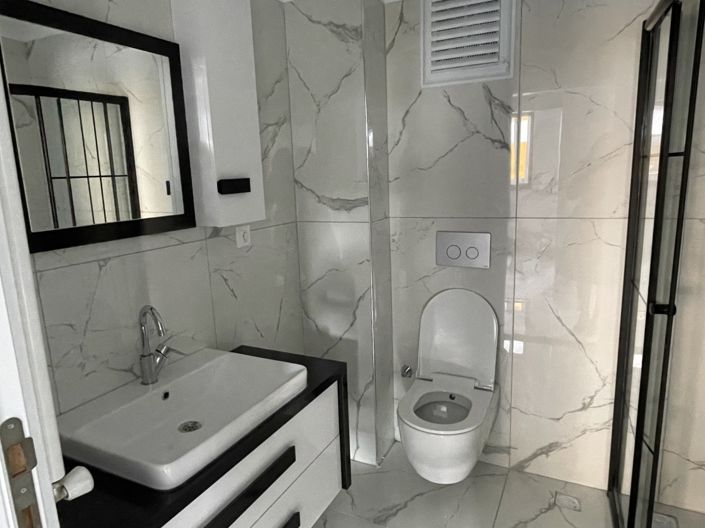 Image No.27-4 Bed Apartment for sale