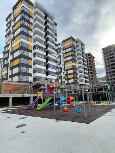 Image No.4-4 Bed Apartment for sale