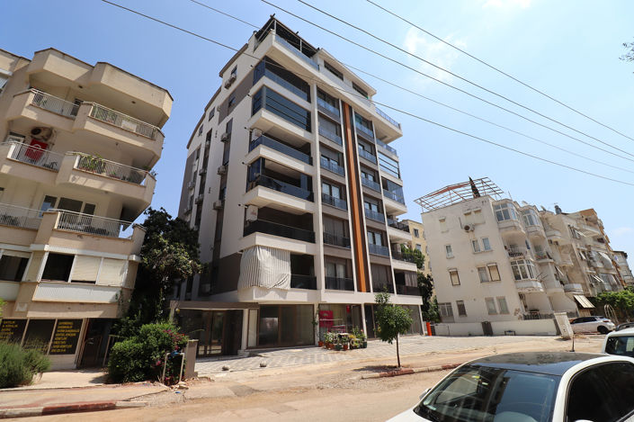 Image No.11-5 Bed Apartment for sale