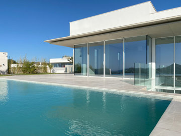 Exterior 8