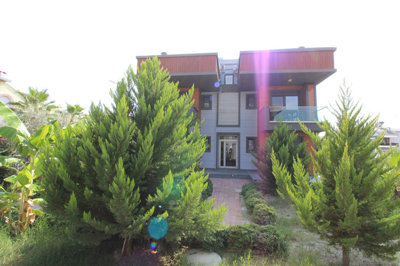 Exterior 4