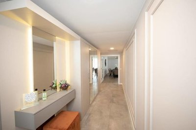 Interior 1