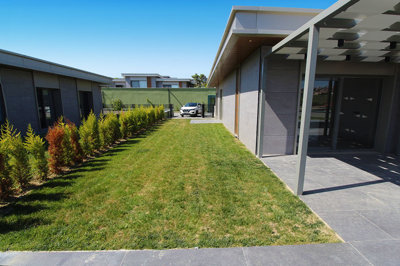 Exterior 8