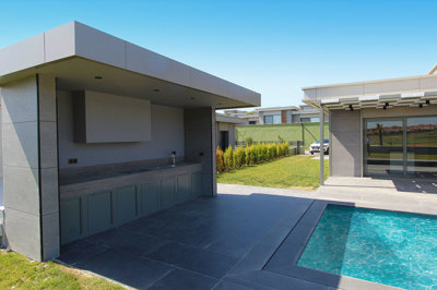Exterior 6
