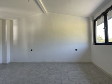 Interior 7