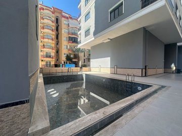 Exterior 8