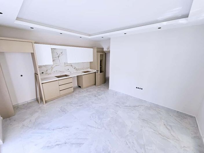 Image No.31-2 Bed Apartment for sale