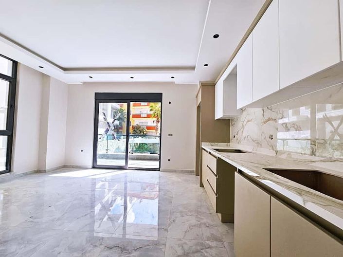 Image No.33-2 Bed Apartment for sale