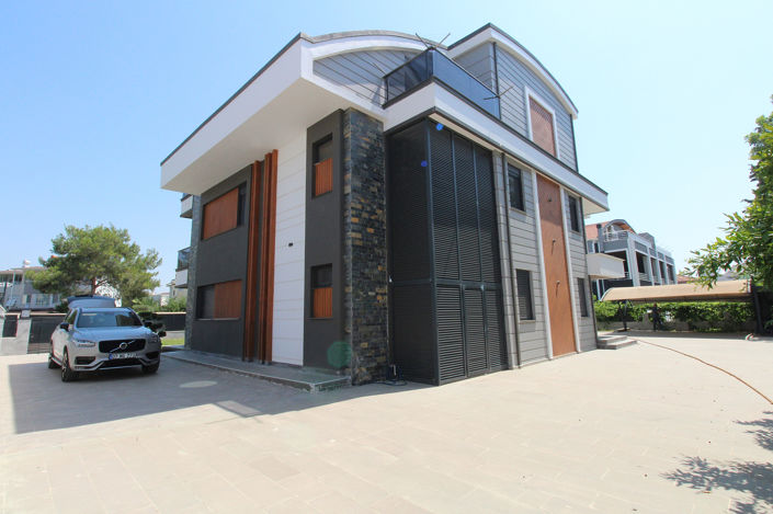 Image No.9-4 Bed House/Villa for sale