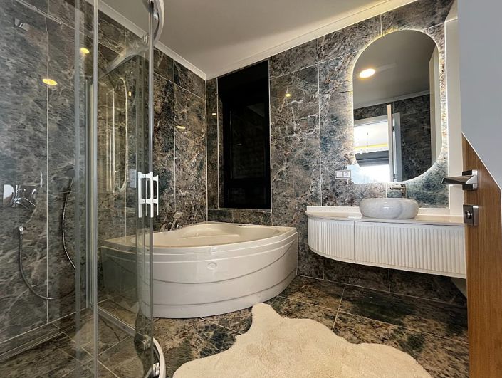 Image No.28-5 Bed House/Villa for sale