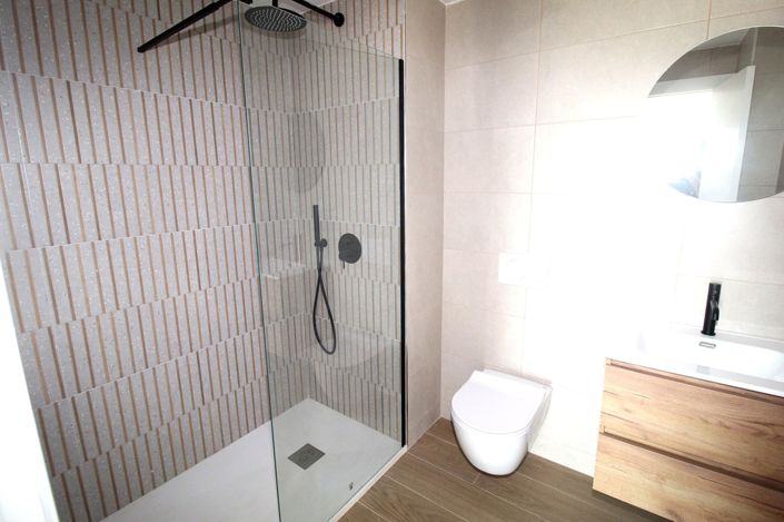 Image No.15-2 Bed Apartment for sale
