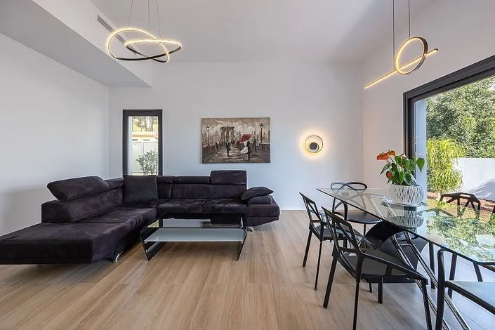 Image No.49-4 Bed House/Villa for sale